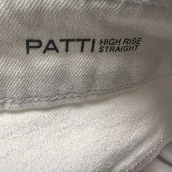 DL1961 | Patti High Rise Straight Donavan White distressed denim - Picture 5 of 10